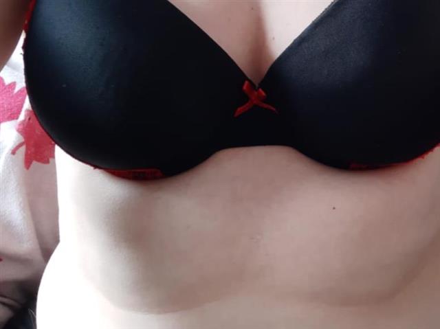 HeisseSarah32 Vorschaubild