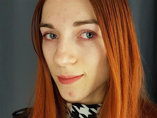 redAriana Vorschaubild