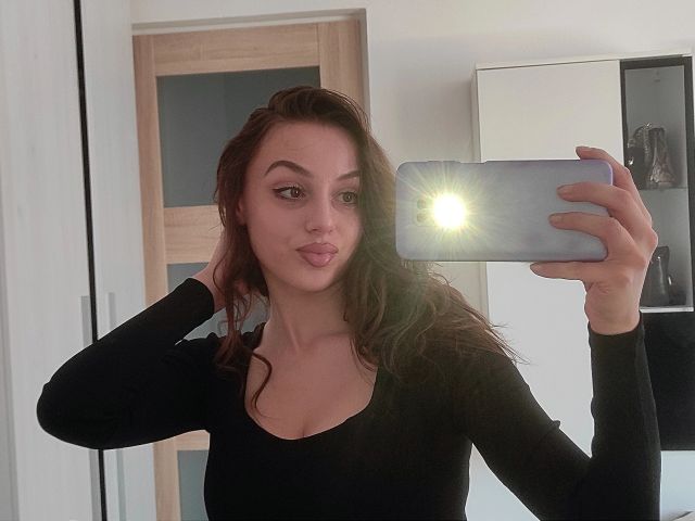 CourtneyBrunette Vorschaubild