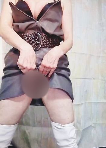 Ich spiele mit meinem dil*o für dich, so wie du es dir gewünscht hast, um dich zu erregen