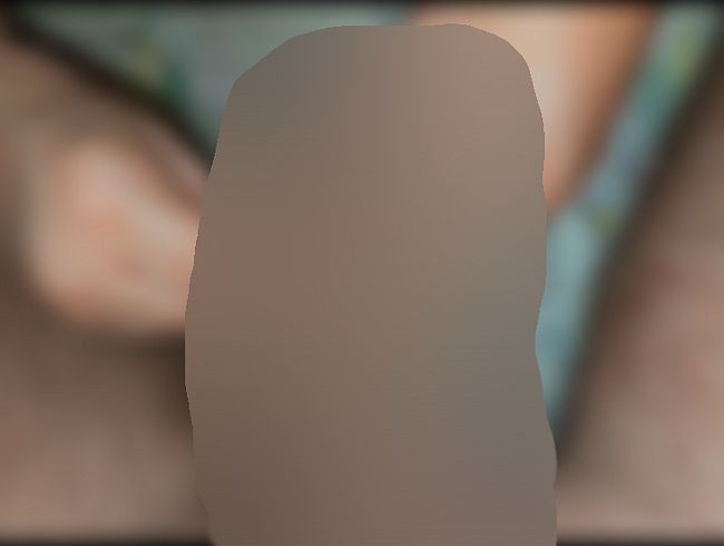 Stiefmutter gibt hand**b mit Kondom