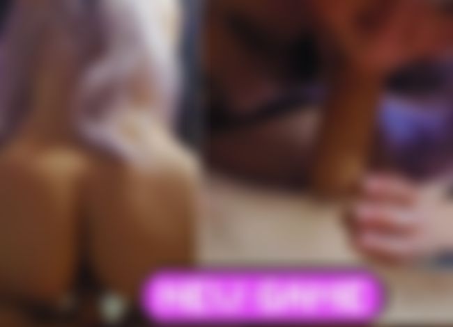 Lila macht geiler - Gamergirl will richtig hart gefi**t werden