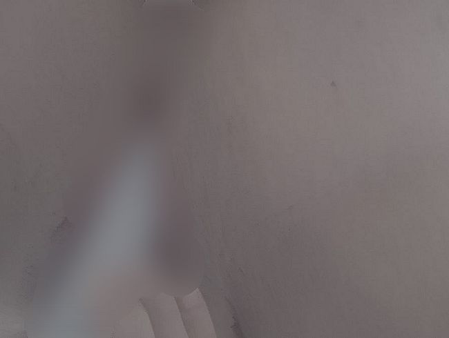 Wie wurde ich nur zum Dauergeiles Luder, dass es sich immer und überlal selber bes**gt?