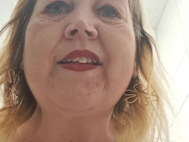 pin**ln auf öffentlichen Klo (selfie - Hochkannt gefilmt)