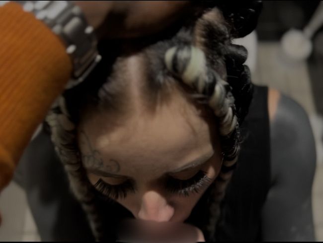 DIE PARTYSCHLAMPE IST WIEDER DAAAAA !!! ich hoffe du hast sie vermisst ?