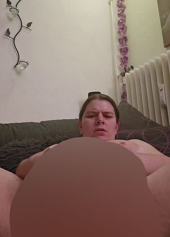 Befriedige mich mit meinem dil*o