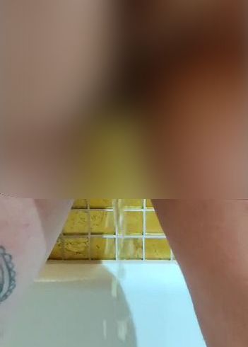 pi** Hurre.. wann kann ich dich am pi**en?