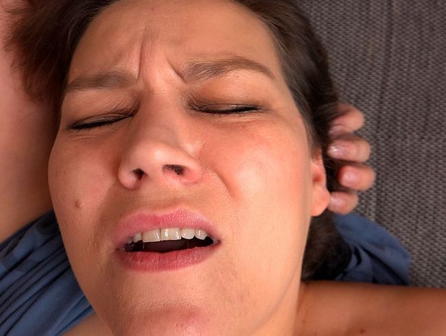 Wieso wird beim ars**fi**en meine fo**e so feucht?