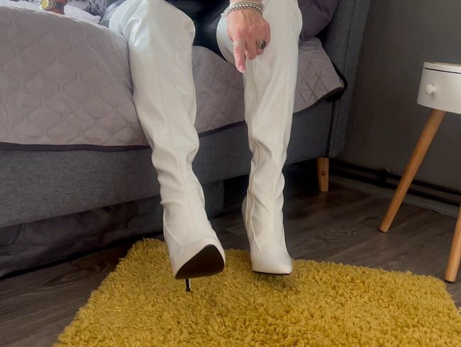 skla*e komm! lec* mir die Stiefel