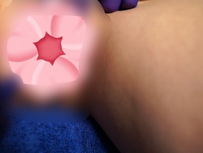 Geht das zu weit? Dehnung extrem! Ein fi** mit dem Dilator. Mein erstes Mal