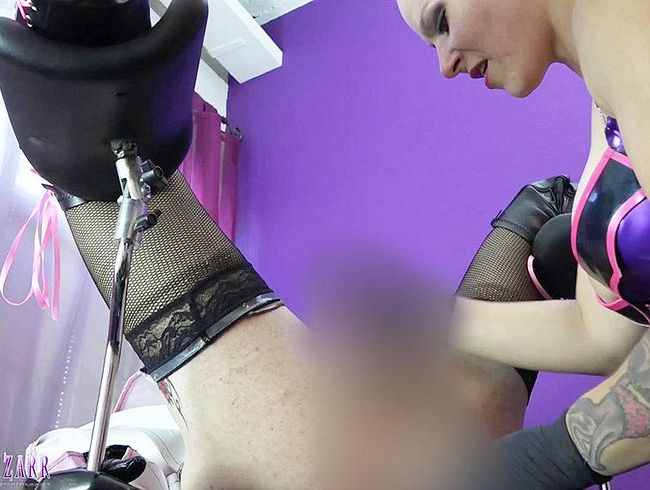 Sissy fo**e weit aufgerissen & durchgefi**t