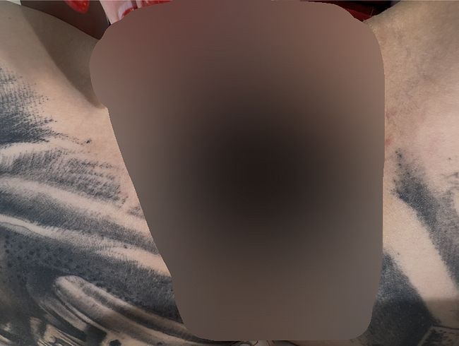 Mutter forscht oder so! Auf jeden Fall was mit nem Speku**m