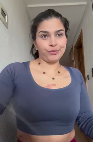 hello guys come on let's be very naughty today hot ( no sound ) 