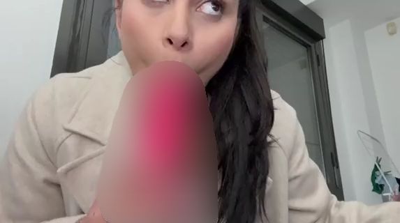 Let's have a good bl*wjob together today and make it hot