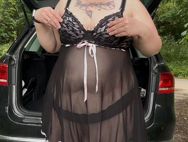 Ich habe die Zeit genutzt um es mir zu bes**gen am Straßenrand