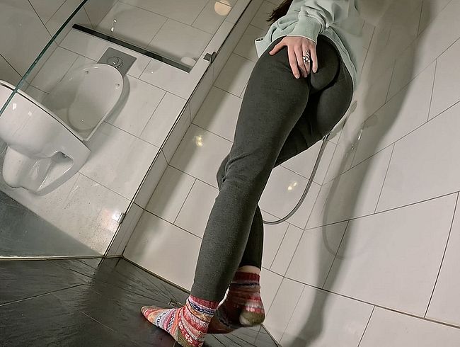 Benetzung meine grauen Leggings