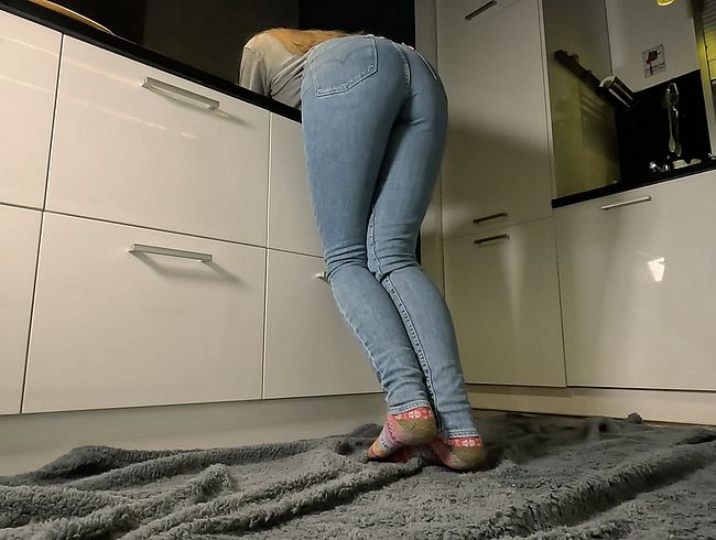 Ich entscheide mich in die Jeans zu pi**en ;)