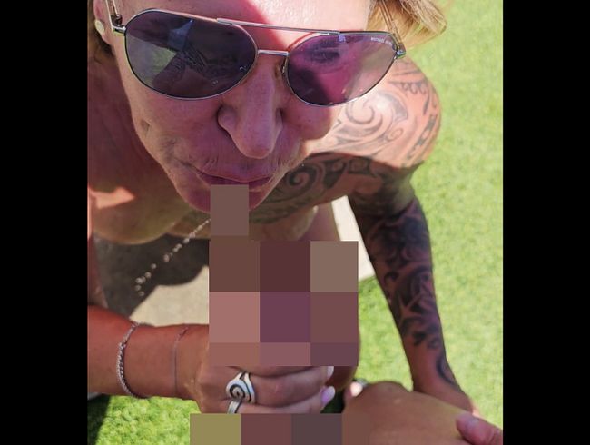 Jenny Privat - Öffentlich auf der Hotelterrasse angepi**t