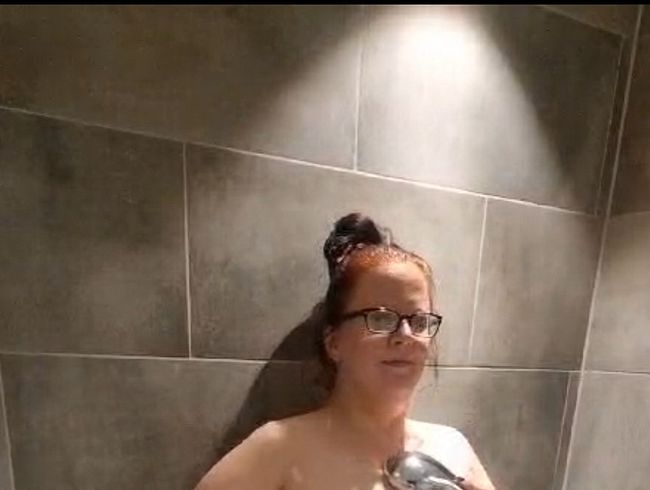 War das zu viel, ich bin beim Duschen beobachtet worden