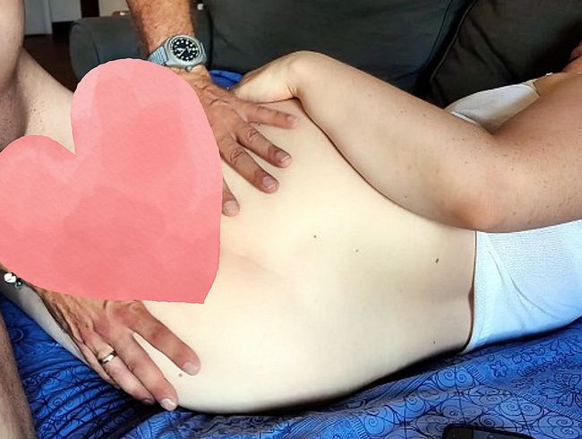 Zum ersten Mal hart in meinen engen ars** gefi**t und mit sper*a vollgepumpt.