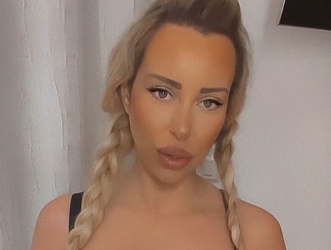 Herrin Kate gibt Dir deine erste wi**sanleitung