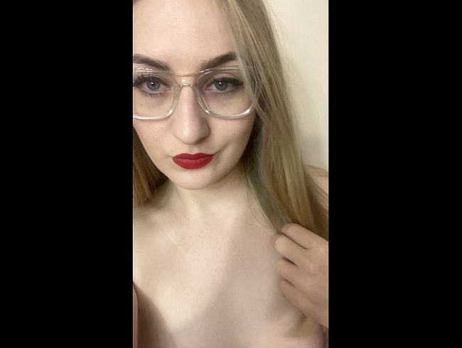 Ich möchte deinen heißen schw**z lut**hen