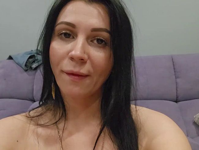 Gesichtssitzen. Die musc** fi**t deinen Mund.