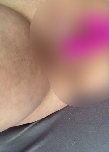 Solo mit meinem Lieblingstoy , schön in die feuchte musc** !