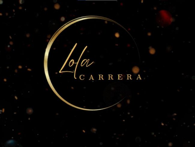 Lola masturbiert entspannt mit vi*rator bis zum Orgasmus (uncut)