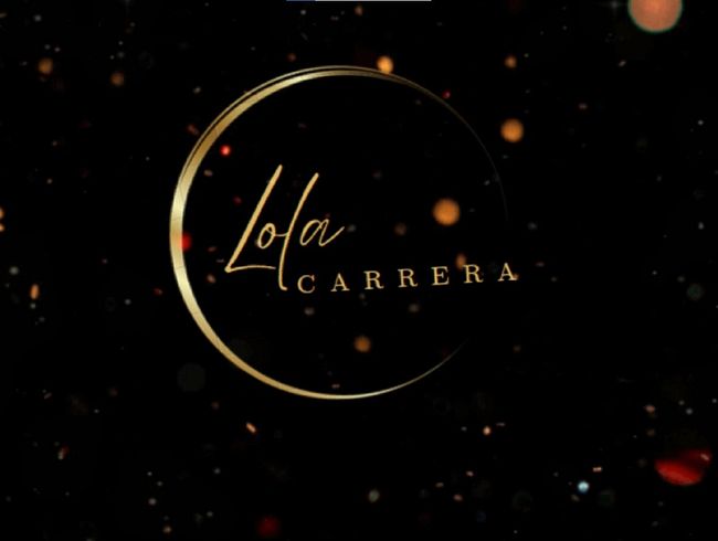 Lolas musc** ganz nah mit dem Maiskolben-dil*o zum Orgasmus