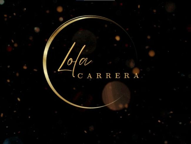 Lolas musc** sa*tet stark während sie ihren dicken kit**** reibt