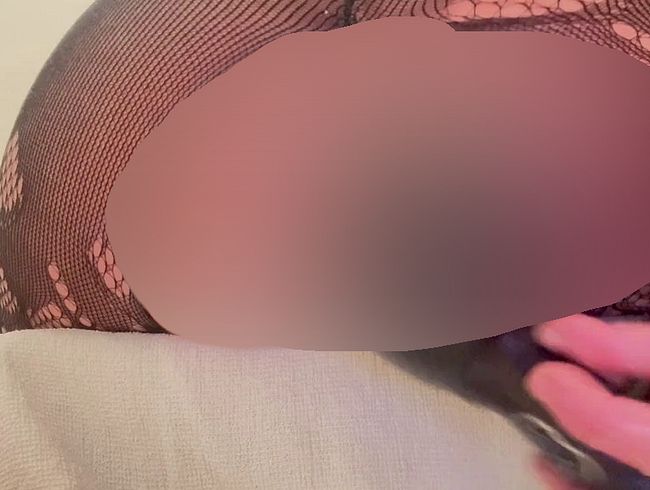 Erst den Pump dil*o im ars** damit die Aubergine passt