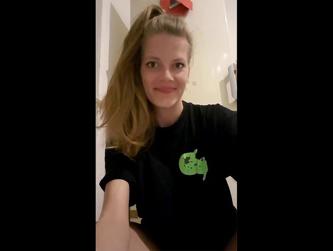 pi** in das Bierglas