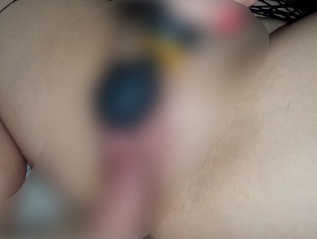 POV fi** mit rasierter Riesen fo**e - XXL Labien und großer clit- spri** mir auf die fo**e!