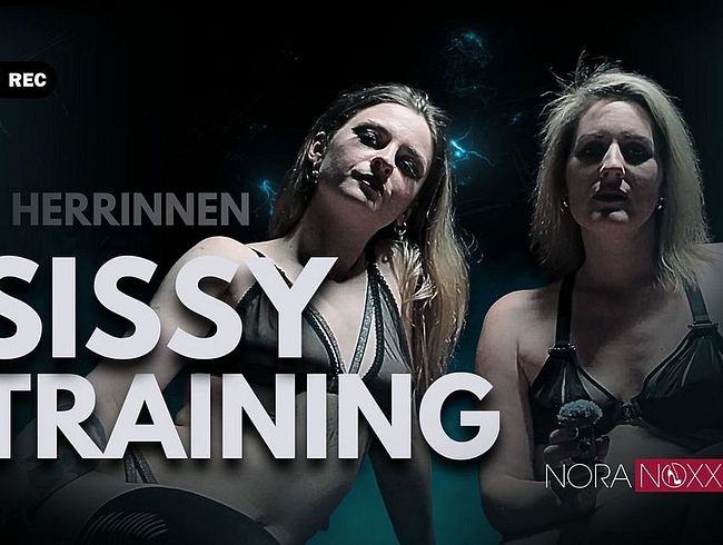 Sissy bekommt Anweisung von 2 Herrinnen (Ohne ton)