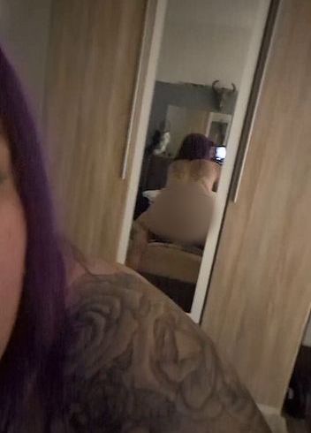 Mein dicker s*xy ars** braucht es mal wieder hart dog*y von dir