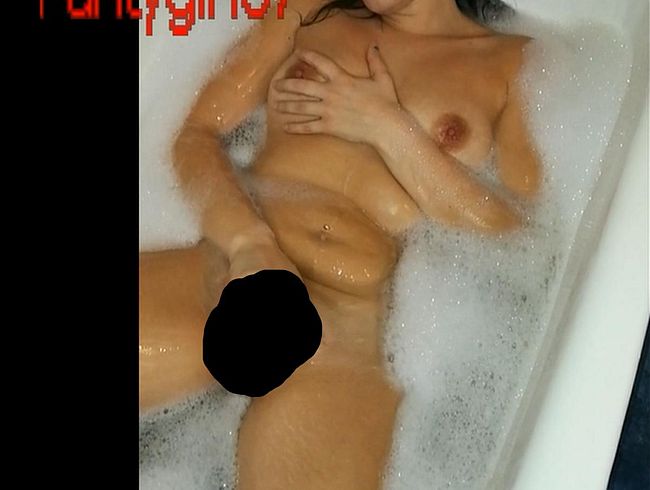 Geil in der Badewanne