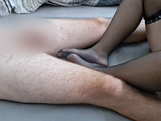 foot**b in Nylonstrümpfen