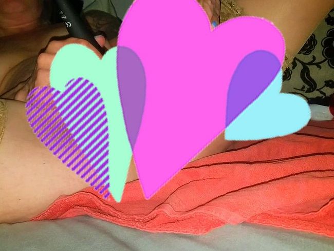 Monster Nylon Squirt mit verrückten Zuckungen