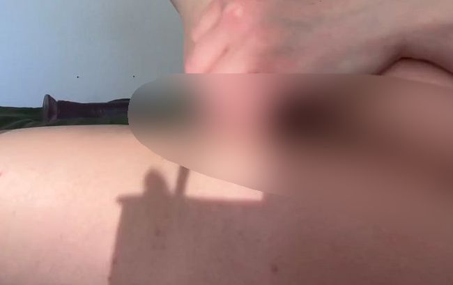 Doppelpenetration mit Natural dil*o & schwarzem vi*rator – 3 Minuten pure LusT