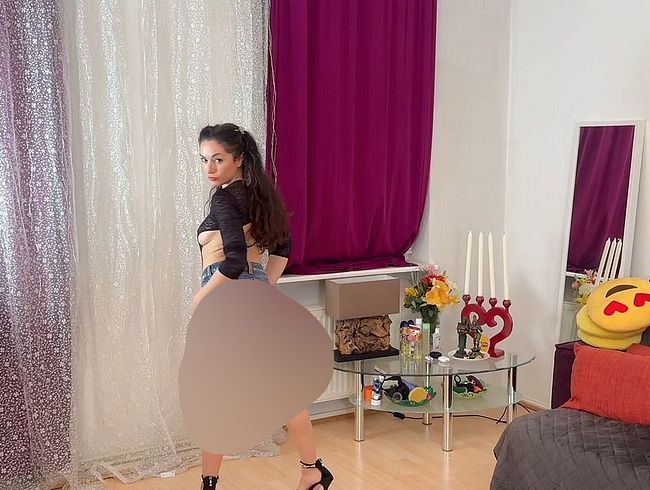 Mal wieder das kleines ars**loch gejuckt und meinem fi**freund sich bedient hat