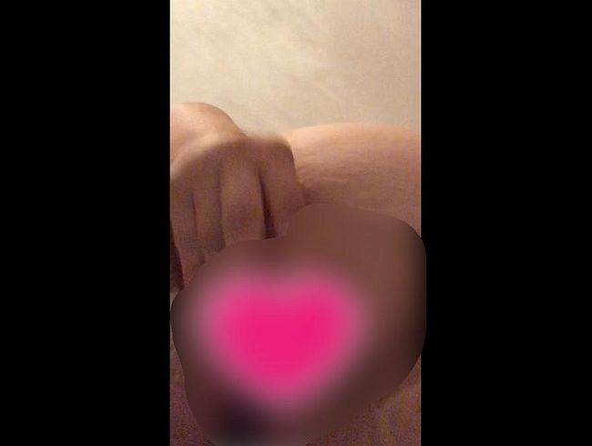 Teil 2 von 100% Amateur , dil*ofik mit extrem Stöhnen und nasser musc**