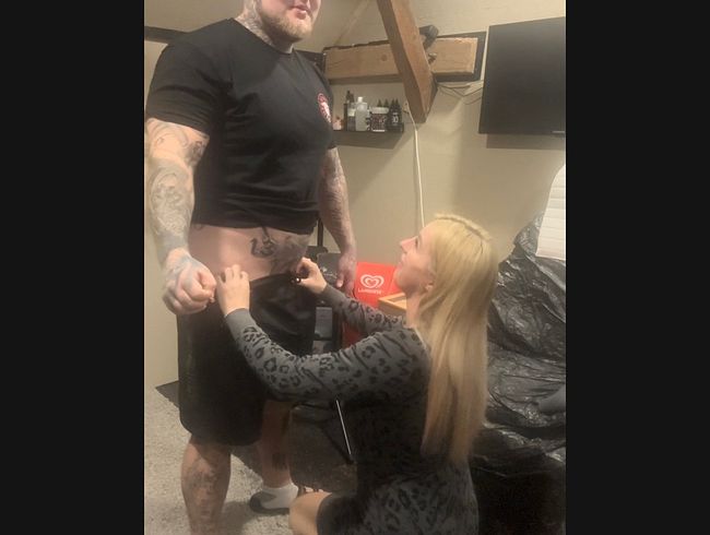 fi**en fürs Neue Tattoo…. Warum nicht , wenn ich sparen kann