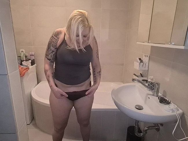 Geil durch meinen String gepi**t!!!!!!!!