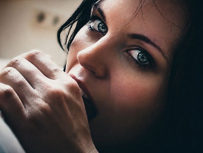 Leidenschaftliches schw**zspiel mit geiler Belohnung