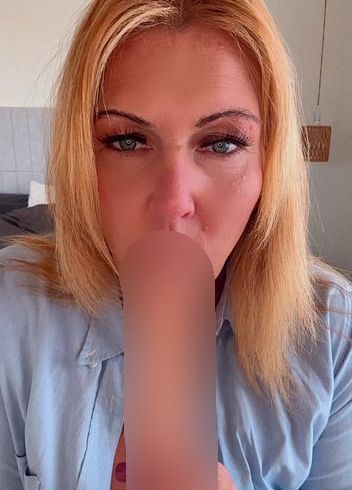 Smoking bl*wjob , würde es dir gefallen?