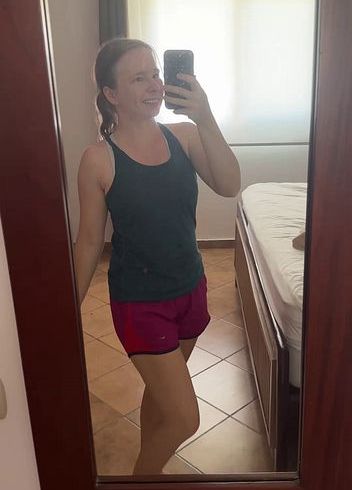 Heißes und schwitziges Workout im Schlafzimmer (Ohne ton)