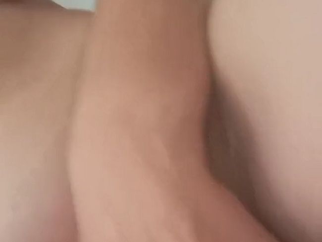 Ich kann’s nicht lassen - Zu Besuch und fin**r mich trotzdem im Bad