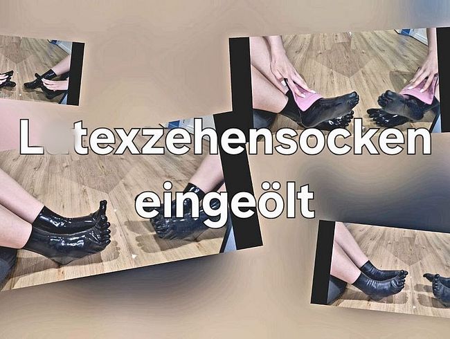 LATEX ! Latexsocken eingeölt. Zehensocken aus Latex !