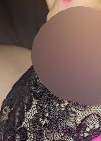Mein erstes kleines Pu**y video für dich hier. Bin gespannt wie du sie findest.